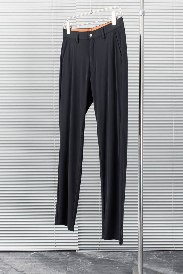 New# 杰尼亚**Zegna 24Ss春夏轻奢时尚定制休闲西裤 简洁干练的风格 精致卓越的品质男装 每款的设计点跟舒适度都能做到平衡 刚刚上线的这款官网主打单